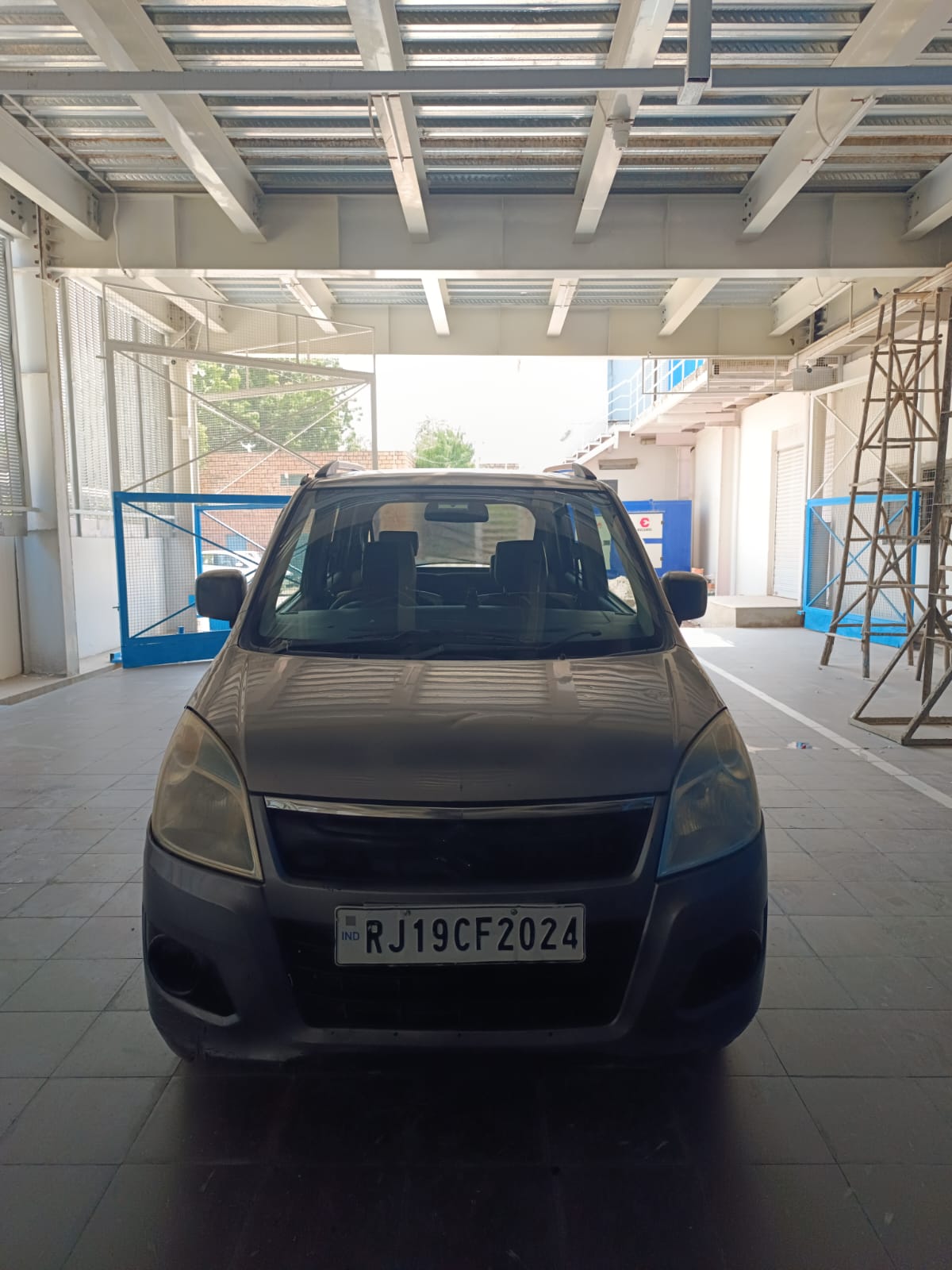 Maruti Suzuki Wagon R 1.0(2010-2013) Lxi